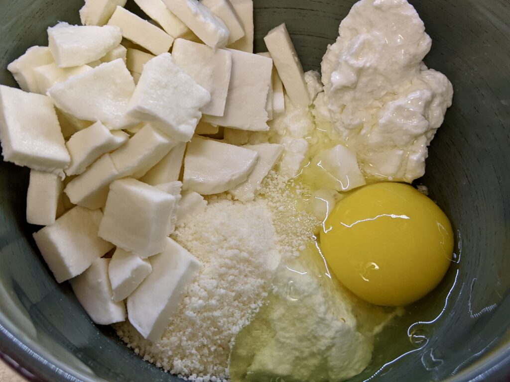 Meal 87 Bomba di Riso al Formaggio - Rice Cake with Cheese