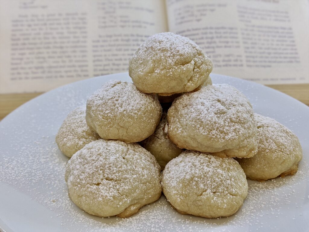 Meal 87 - Ghorayebah - Butter Cookies