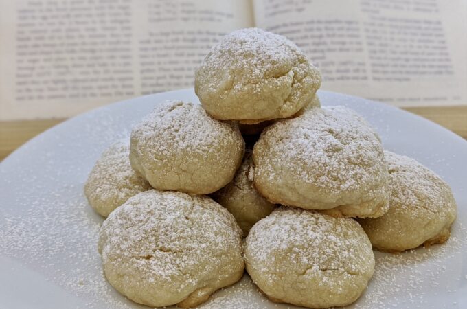 Meal 87 - Ghorayebah - Butter Cookies